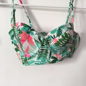 Floral leafy bikini top